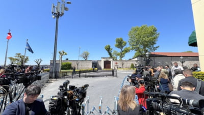 „Este o mizerie”. Discuțiile de pace dintre Ucraina și Rusia de la Istanbul s-au transformat în haos și insulte VIDEO