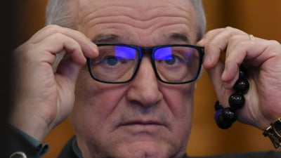 „Nu contează că suntem prieteni, la mine nu merge cu dintr-astea”. Avertismentul lui Becali, pentru vedeta de la FCSB