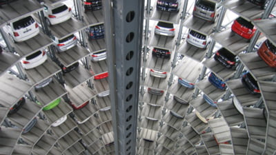 „Panică totală” în industria auto. Blocajul de aprovizionare cu pământuri rare ar putea închide și mai multe fabrici. „Sunt dispuşi să plătească orice preţ”