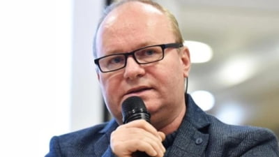 „România poate funcţiona uşor cu 10 ministere şi să finanţeze doar cinci domenii-cheie”, susține economistul Cristian Păun