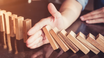 În loc de creșterea TVA, economiștii susțin altă metodă care ar putea aduce 6 miliarde de euro la buget