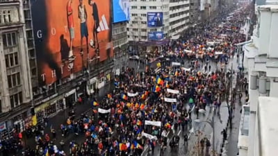 AUR revendică victoria, dar îndeamnă la proteste naționale, luni dimineață, „dacă frauda continuă”