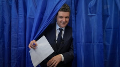 Analist economic: „Devine posibil ca Nicușor Dan să câștige. Trebuie să votăm masiv”