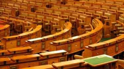 Analiză: Cum poate guvernul să își crească veniturile fiscale minimizând riscurile la adresa economiei