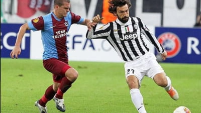 Andrea Pirlo, aproape să antreneze trei români. Echipa cu care este foarte aproape de un acord