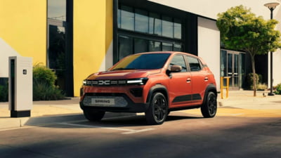 Angajații Dacia, înlocuiți de roboți, primesc sume uriașe de bani dacă își dau demisia până la 1 iulie 2025
