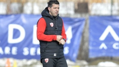 Antrenorul dorit de Rapid a semnat. Revine pe bancă după jumătate de sezon