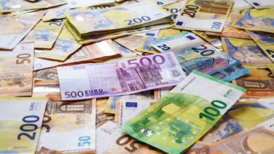 Banca Centrală a Olandei avertizează populația să aibă cash pentru situații de urgență. Câți bani ar trebui puși deoparte, pe cap de familie