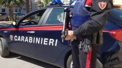 Bandă de români care a îngrozit o regiune din Italia. Hoții au dat mai multe spargeri și au furat mari cantități de aur şi argint, în valoare de 200.000 de euro