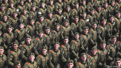 Ce ar face concret candidații în cazul în care Republica Moldova ar fi atacată de Rusia