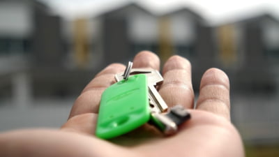Ce nu ți se spune când cumperi un apartament în România. Greșelile pe care mulți le-au plătit scump: „Mi-a mâncat viața treaba asta”