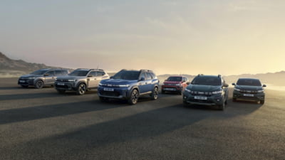 Cea mai așteptată Dacia din 2025 a fost surprinsă în teste, cu camuflaj minim. "Domină piața cu o mână de fier". Ce schimbări va primi mașina FOTO