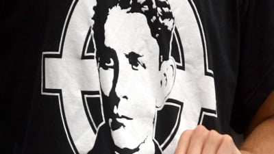 Cine sunt reprezentanții frățiilor legionare din jurul lui George Simion. „Să vă fie frică, naziştii se ridică!”