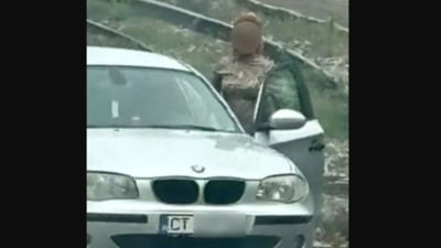 Circulația feroviară, blocată în Eforie de o șoferiță băută. Femeia a ajuns cu mașina pe calea ferată