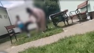 Copii cu dizabilități bătuți și maltratați într-un centru de îngrijire. "Copilul nostru era înfometat. Le dădea apă fiartă de la crenvurști, ca să bea și se băteau pe o coajă de banană"