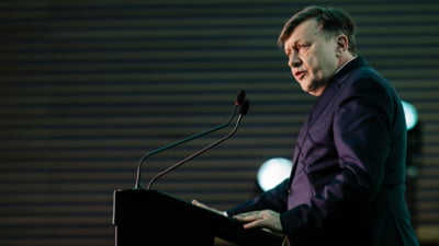 Crin Antonescu, primele declarații după afișarea rezultatelor Exit-poll:„Sunt suficient de experimentat să știu că victoria nu este decisă de Exit-poll-uri”