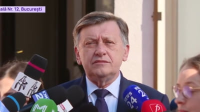 Crin Antonescu la vot, alături de soție și fiica sa. Pentru ce au votat Adina Vălean și Irina Antonescu