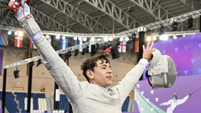 Cum s-au descurcat românii la Europeanul de scrimă. Performanța fiului lui Mihai Covaliu