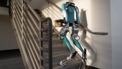 Curierul viitorului? Amazon pregătește roboți umanoizi care îți aduc pachetul la ușă
