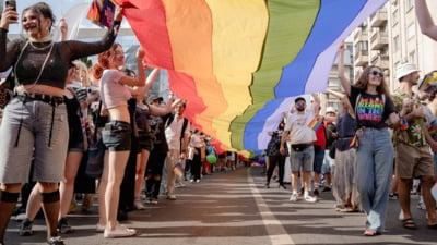 De pe 5 iunie începe Bucharest Pride 2025. Asociația Accept: Statul a eșuat să ofere protecție împotriva agresiunilor violente. „Victimele sunt fie descurajate să depună plângere”