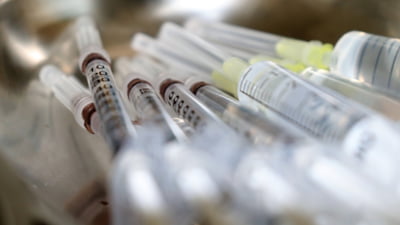 Descoperire importantă pentru vindecarea HIV. Metoda deja cunoscută prin care cercetătorii reușesc să facă virusul vizibil în celule