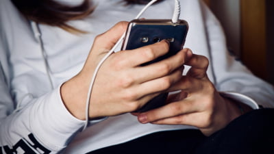 Dietele de pe rețelele sociale, un adevărat pericol pentru copii. Medic: „O sursă de posibile erori dramatice, chiar fatale”