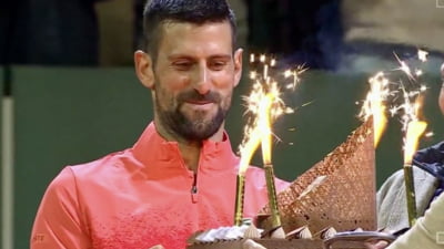 Djokovic, sărbătorit pe teren. Marele campion țintește titlul cu numărul 100 al carierei la 38 de ani