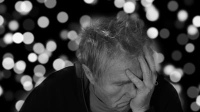 După 50 de ani, creierul începe să se schimbe: 7 obiceiuri susținute științific care te ajută să rămâi ager