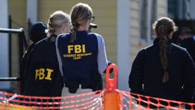 Elev român, anchetat de FBI pentru amenințări cu bombă și manipularea unor fete minore. Curtea de Apel București a refuzat extrădarea acestuia