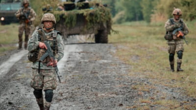 Exerciţiul Saber Guardian 25: Aproximativ 5.000 de militari din patru ţări sunt prezenți la antrenamentul NATO în România FOTO