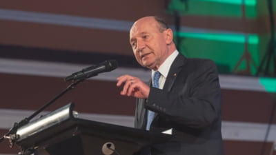Fostul președinte Traian Băsescu, la ieșirea de la urne: ”Este un vot foarte important pentru că de acest vot depinde schimbarea”