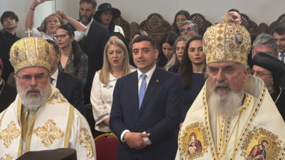 George Simion ”s-a lipit singur în poză” la un eveniment important pentru românii din Londra. Acuzațiile lui Teodor Baconschi VIDEO