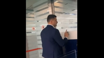 George Simion, prea grăbit să respecte procedurile din aeroport: "N-am timp, mă! Hai, mă, că eu sunt așteptat!" VIDEO