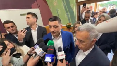 George Simion a votat alături de Călin Georgescu. Ce a declarat liderul AUR după ce un polițist i-a cerut să părăsească secția VIDEO