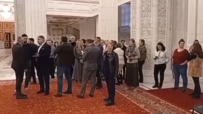 George Simion vrea să dea afară 500.000 de bugetari: „Este un plan radical. Situația este dramatică și va fi foarte greu să evităm falimentul”