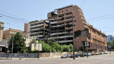 Hotelul Trump din Belgrad, în impas. Scandal de fals în documente și proteste legate de patrimoniu cultural