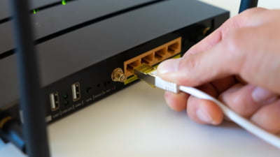 Internet de mare viteză în Europa. România, lider european la internet rapid și ieftin