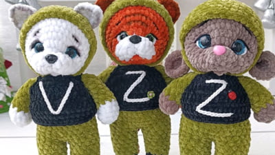 Jucăriile pro-război au cucerit piețele online din Rusia. „Cadoul perfect pentru patrioți!”