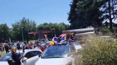 Manele și scandal electoral în ziua votului, la Roma. Susținători ai lui George Simion, dispersați de carabinieri