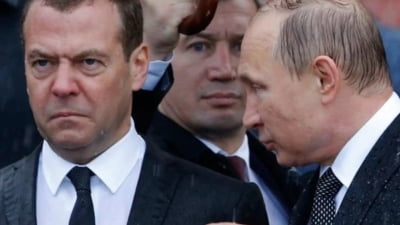 Medvedev, reacție isterică după ultimatumul dat de liderii europeni Rusiei, cu acordul lui Trump: ”Băgaţi-vă aceste planuri de pace în fund!”