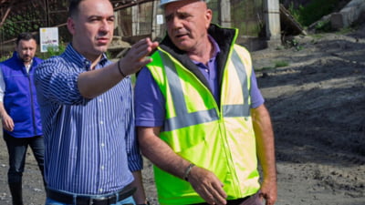 Ministrul Economiei anunță că specialiștii prezenți la Salina Praid caută locul unde fie evacuată apa scoasă din subteranul minei inundate FOTO