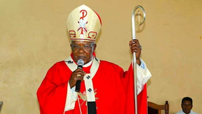 Misterul Conclavului. Un cardinal african susține că „nu a fost invitat” să se alăture votului pentru alegerea noului Papă. Vaticanul invocă „sănătatea precară“