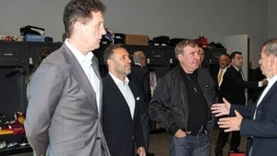 Motivul pentru care Gică Hagi și Gică Popescu au votat în afara țării: “România pe primul loc“ VIDEO