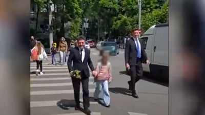 Nicușor Dan și „plimbările” cu angajații SPP. Dezvăluirile unui fost ofițer despre cei responsabili de protecția oficialilor. „Nu se rezumă doar la mușchi, ochelari și dat cu pumnul”