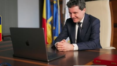Nicușor Dan, convorbire video cu Emmanuel Macron: „În timp ce contracandidatul meu jignea poporul francez chiar la el acasă, eu am avut un dialog cu președintele”