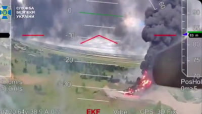 Noi imagini publicate de Ucraina din operațiunea „Pânza de păianjen” asupra bombardierelor rusești. Cum au acționat dronele în timpul atacului VIDEO