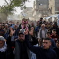 Palestinienii n-au mai suportat. Demonstrație uriașă împotriva grupării teroriste Hamas. "Vocile noastre trebuie să ajungă la toți spionii care ne-au vândut sângele" VIDEO