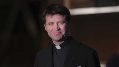 Parohul unei biserici catolice din București, impresionat de întâlnirea cu Nicușor Dan: ”Nu mi-a cerut nimic, nu i-am cerut nimic”