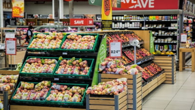 Pentru ce produse şi servicii vor plăti mai mult românii, după creşterea euro. „Ceea ce înseamnă o inflație mai ridicată”