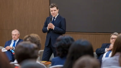 Pentru prima dată în 20 de ani, șeful statului i-a vizitat pe românii din sudul Ucrainei: "Voi fi președintele tuturor românilor oriunde s-ar afla", anunță Nicușor Dan